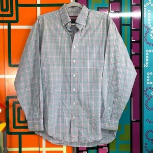 Vineyard Vine Button Up Pong sleeve Shirt